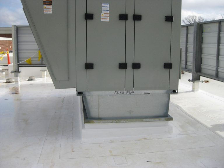Large steel air handling unit mounted on the roof of the doctors hospital