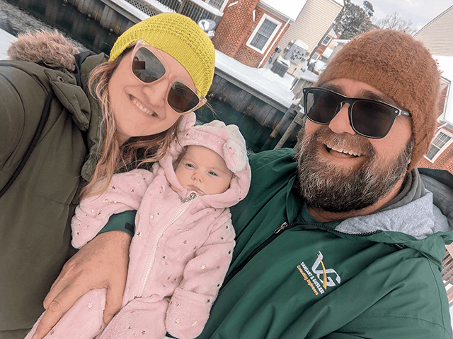 vansant-gusler-employee-on-snow-day-with-family vansant-gusler-employee-on-snow-day-with-family